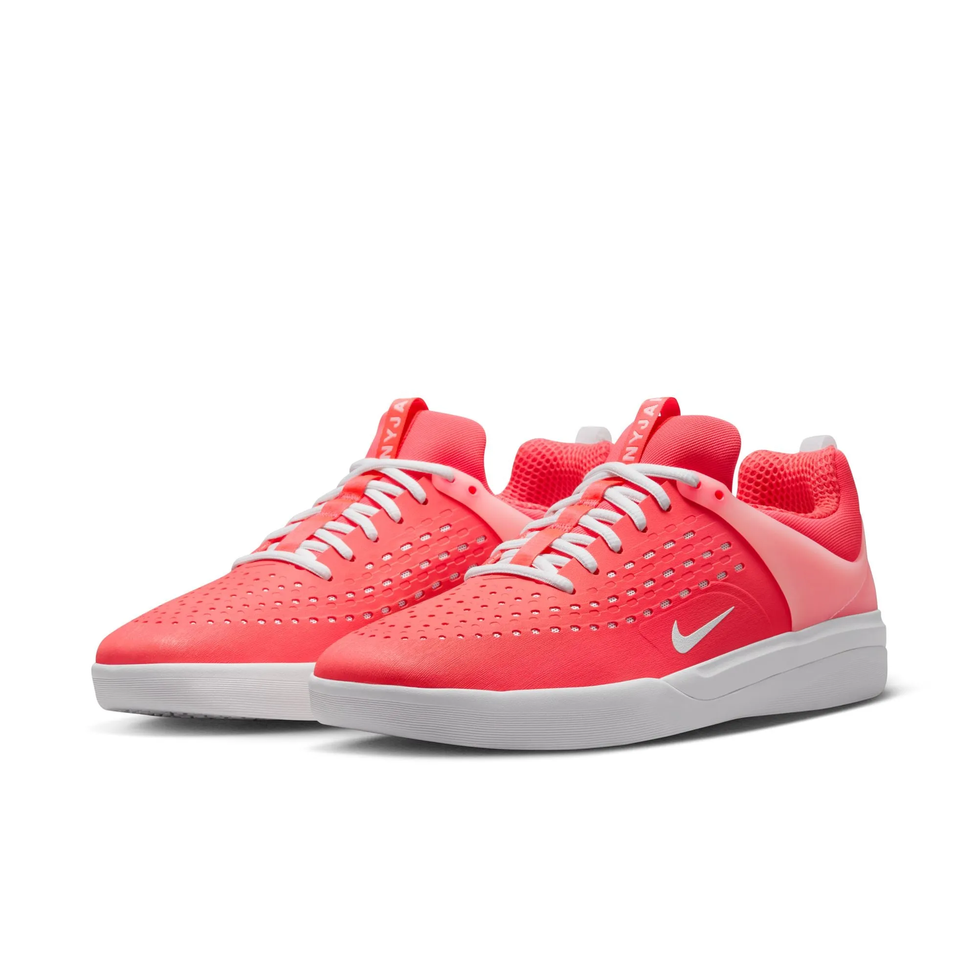 Nike SB Zoom Nyjah 3 Hot Punch/White